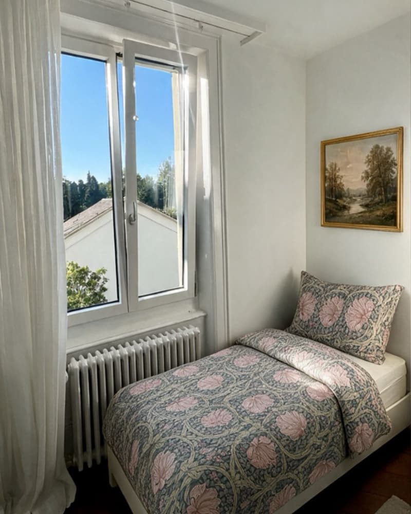 For a woman: FURNISHED ROOM FOR LONG-TERM RENT  ZURICH SEEFELD (3)