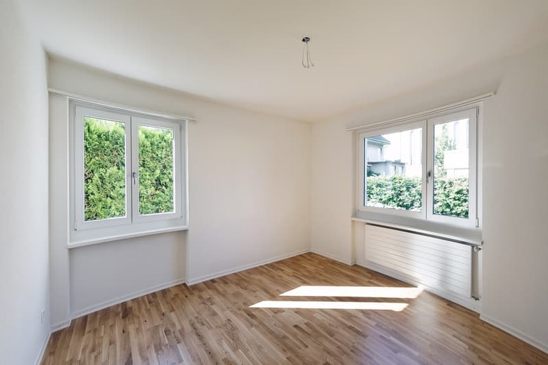 2.5-Zimmer-Wohnung mit Sitzplatz ins Grüne (3)