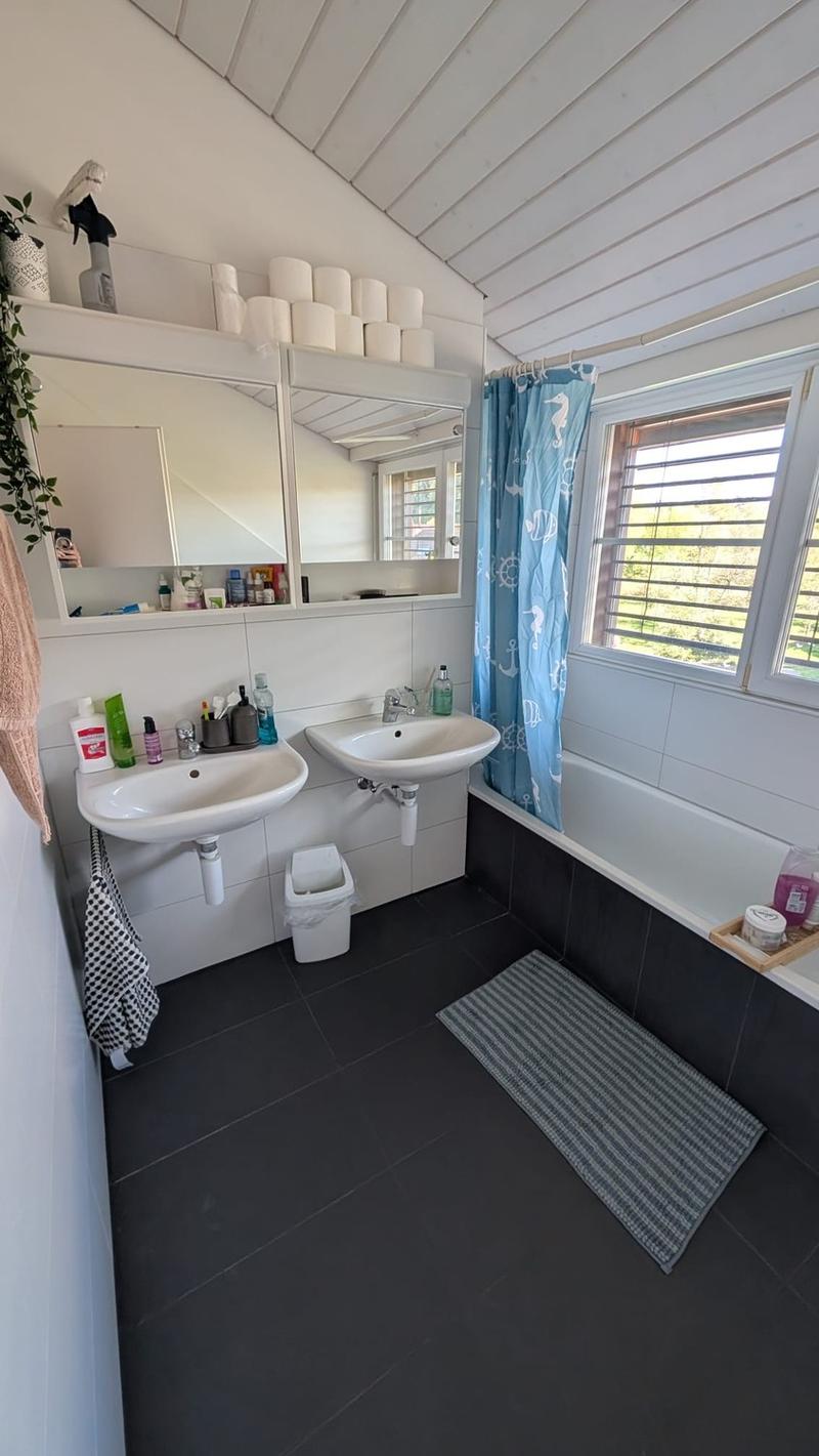 Room in shared flat (2)