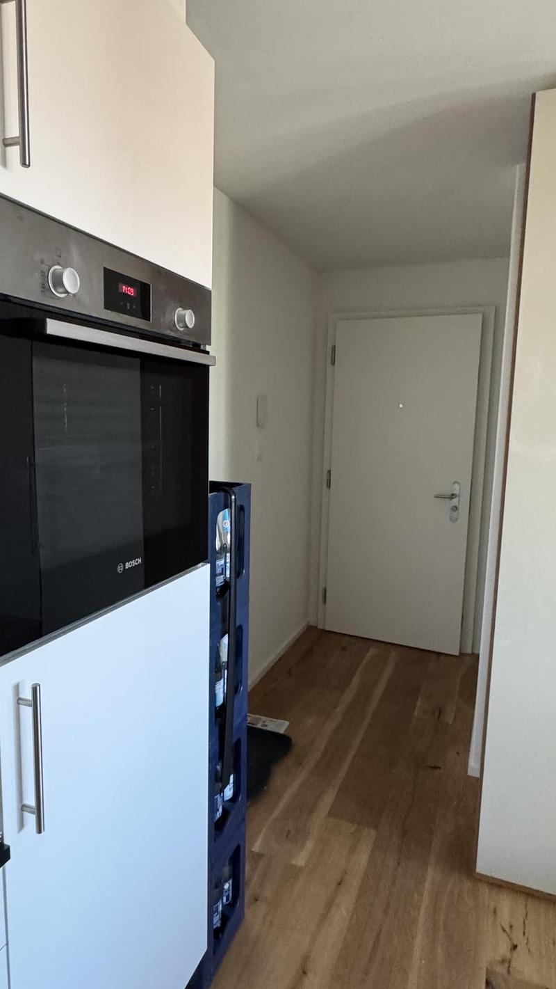 Suche Nachmieter für charmante 2,5 Zimmer-Wohnung mit Balkon in St. Gallen. (2)