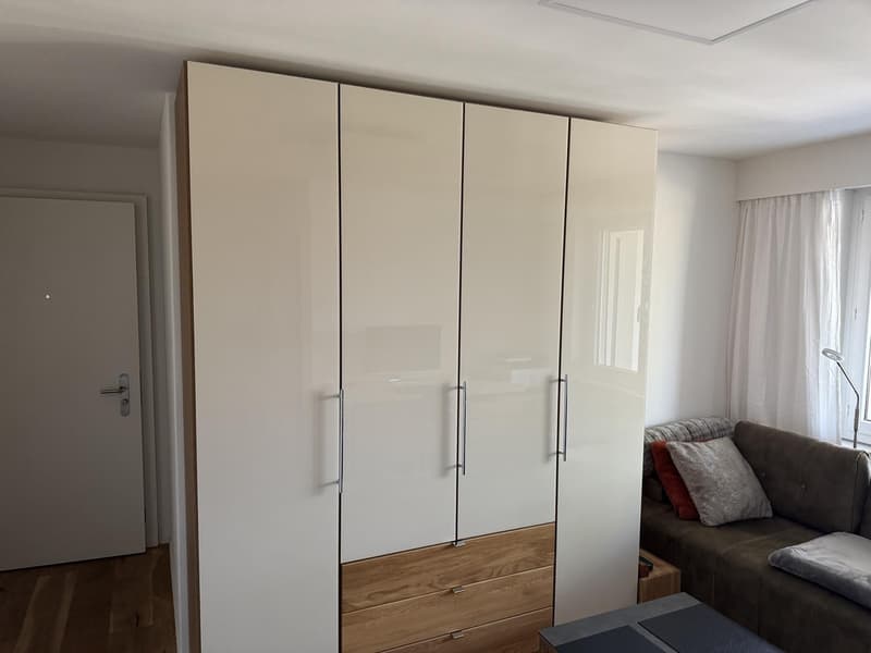 Suche Nachmieter für charmante 2,5 Zimmer-Wohnung mit Balkon in St. Gallen. (3)