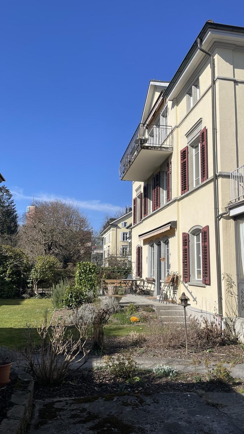 Grosszügige, lichtdurchflutete 2.5-Zimmer Wohnung im beliebten Inneren Lind Quartier (11)
