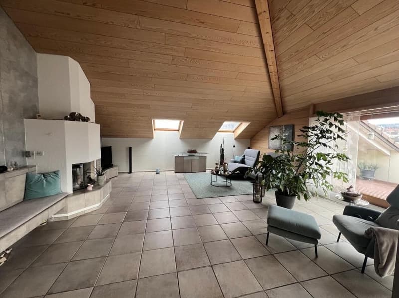 Traumhafte 6.5-Zimmer Familien-Dachwohnung mit 200m², Terrasse & Alpenblick - Sandgasse 15, Reinach AG (2)