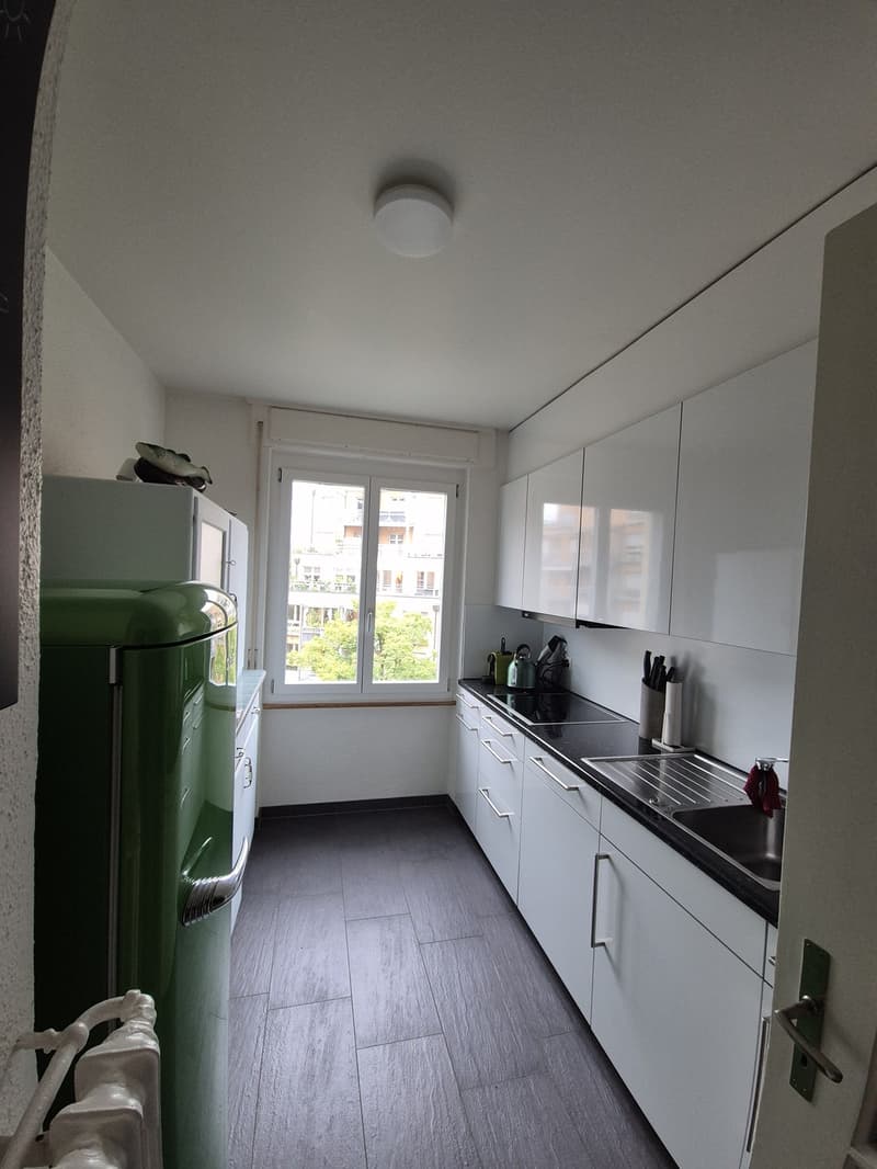 Helles WG-Zimmer mit Balkon, nahe Bahnhof Bern (7)