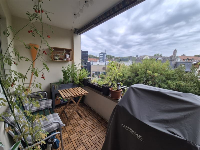 Helles WG-Zimmer mit Balkon, nahe Bahnhof Bern (2)