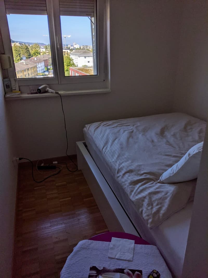At Probstei tram stop (tram 7), available now, 4-6 months approx., flexible: 1 bedroom in shared flat (6)