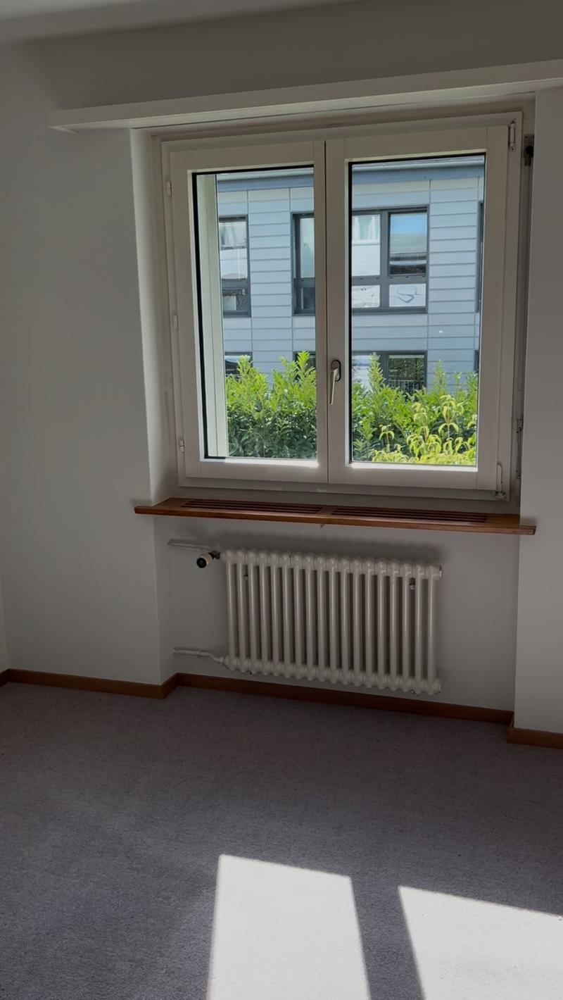 Grosszügige 4-Zimmerwohnung am Zürichsee (4)