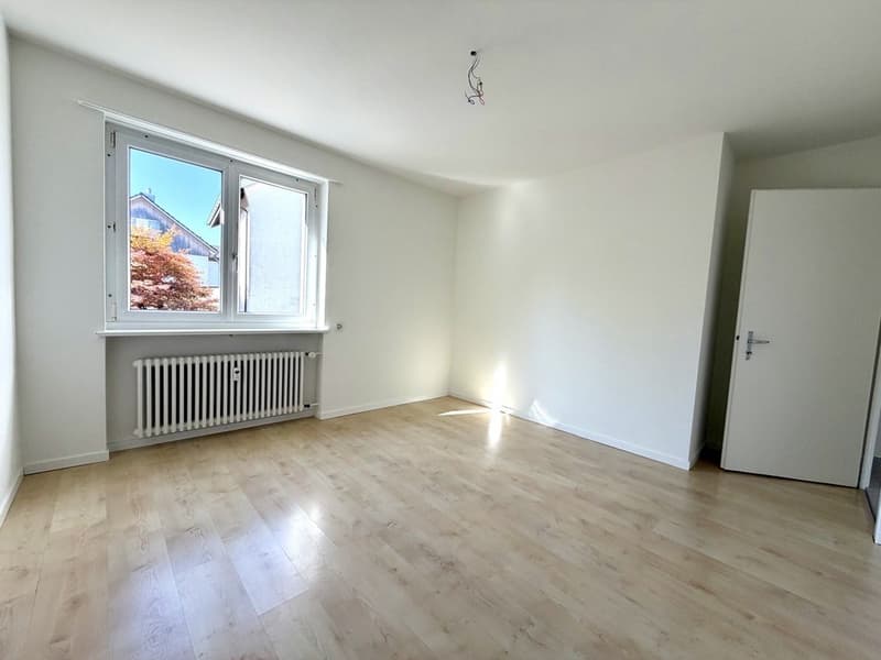 "Helle 4-Zimmer-Wohnung mit Balkon in Gelterkinden ab sofort verfügbar!" (6)