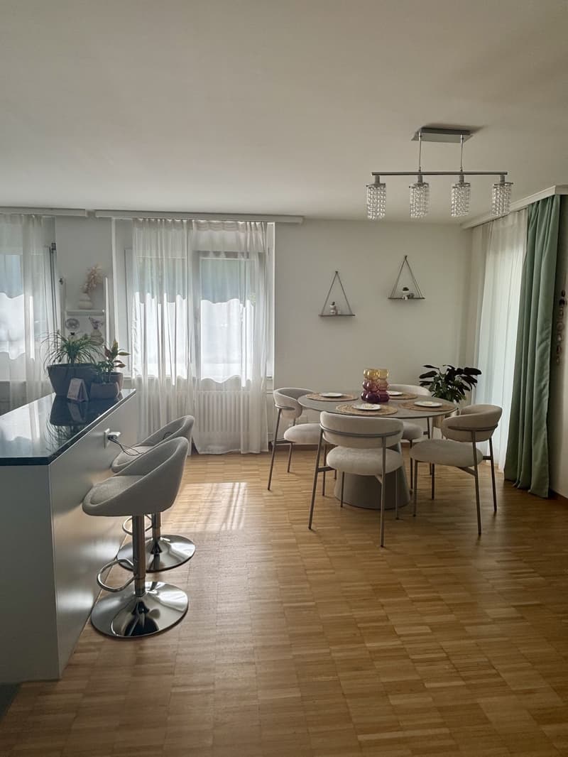 Befristete 2.5 Zimmer-Wohnung in Bassersdorf (1)