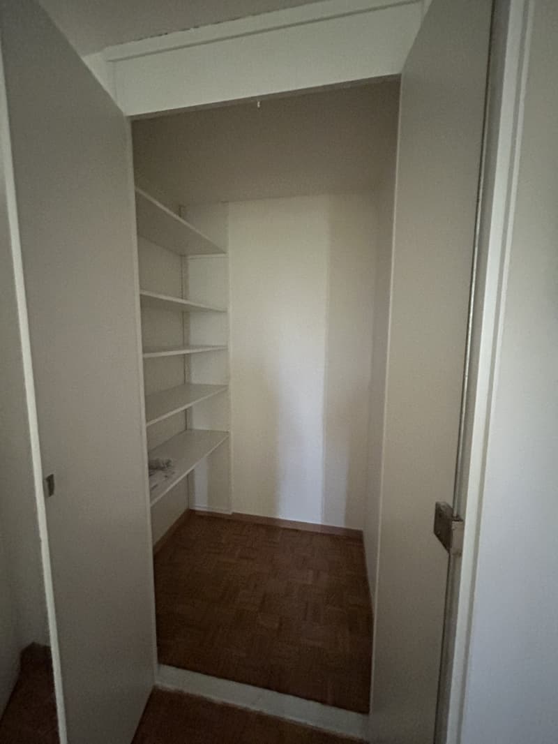 Helle 2-Zimmer-Wohnung in Tann  65 m² mit Balkon (7)
