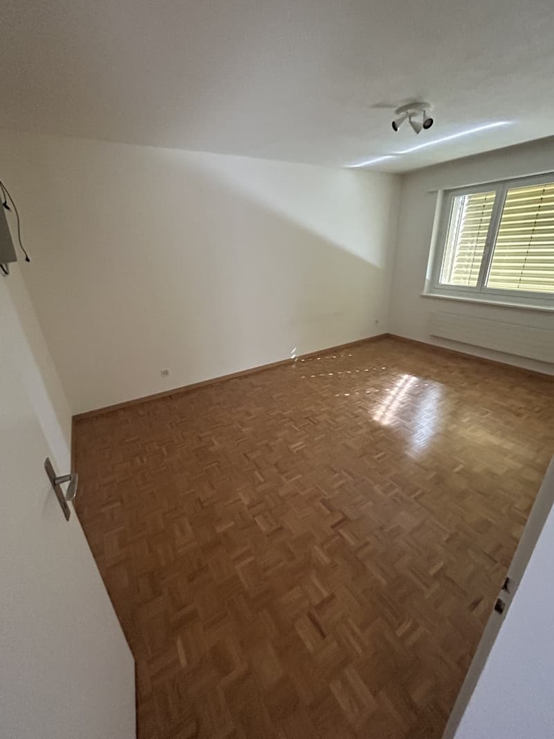 Helle 2-Zimmer-Wohnung in Tann  65 m² mit Balkon (6)