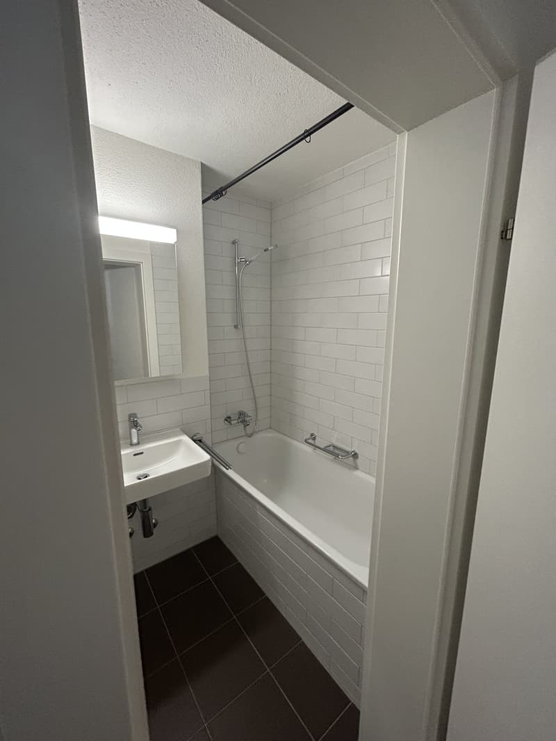 Helle 2-Zimmer-Wohnung in Tann  65 m² mit Balkon (4)