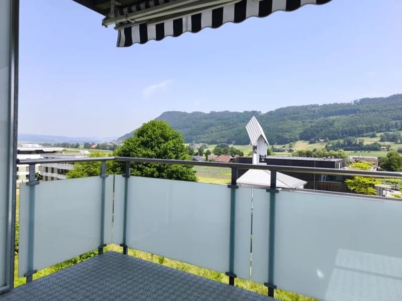 3.5-Zimmer-Wohnung mit Weitblick über das Gürbetal an ruhiger Lage (2)