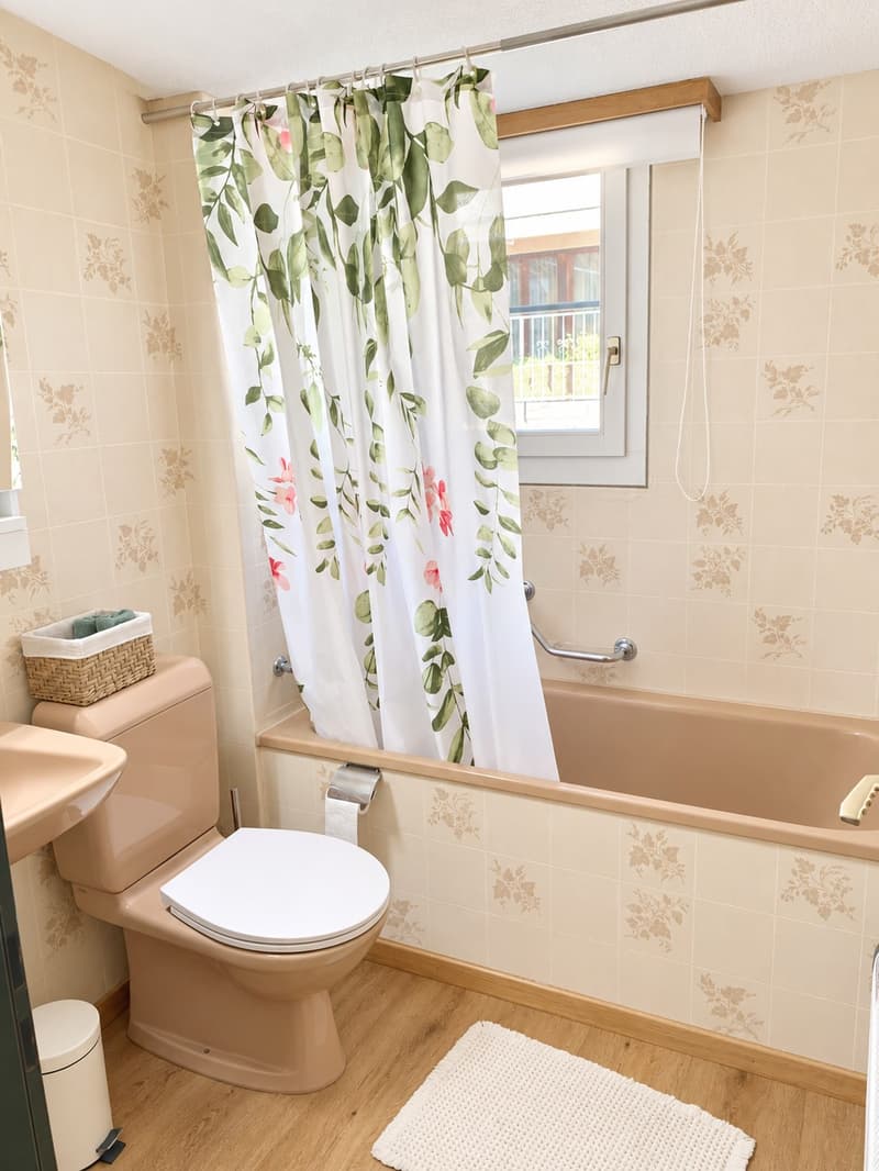 Helle Wohnung mit Chalet-Charme zur Untermiete (7)