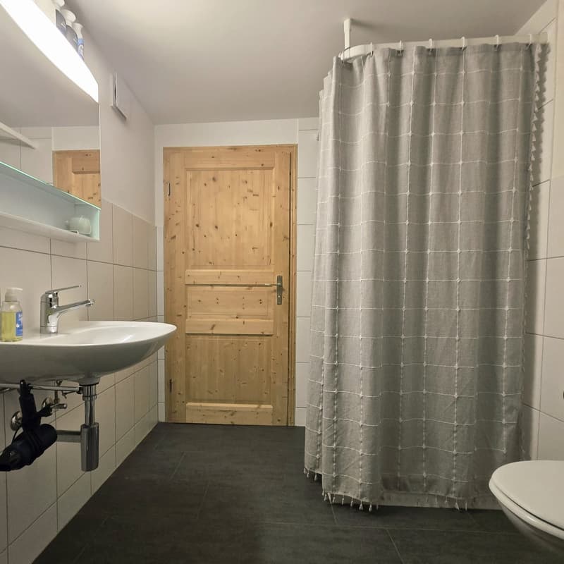 2,5 Zimmer in Bergün (8)