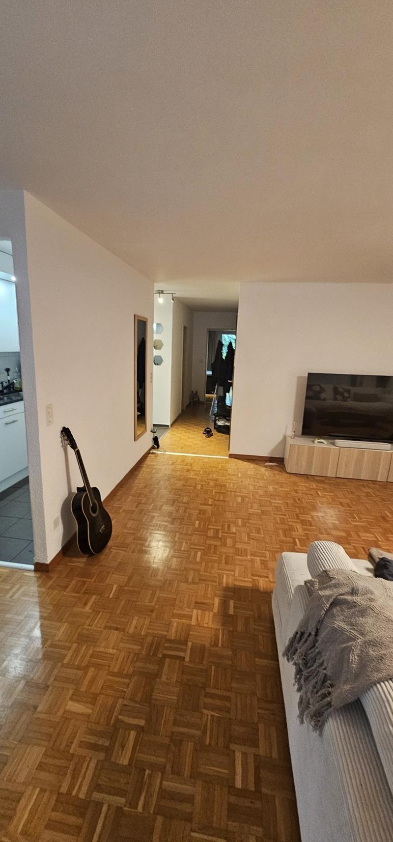 Befristete 2.5 Zimmer Wohnung Thalwil nähe See (1)