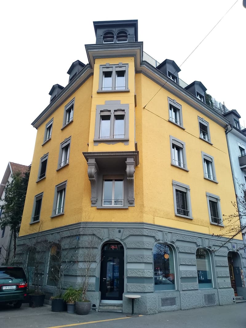 Grosszügige 3.5-Zimmerwohnung mit Dachterrasse in Zürich zu vermieten (2)