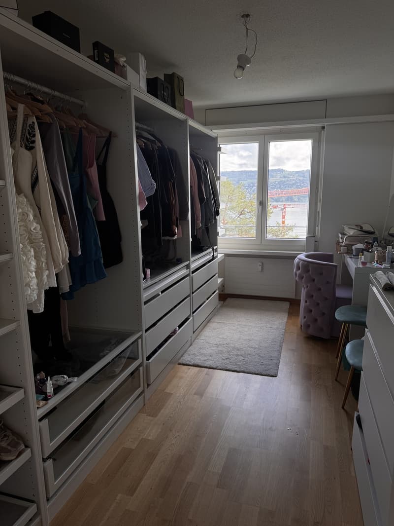 Möblierte 3.5-Zimmer-Wohnung mit Seesicht in Thalwil (6)