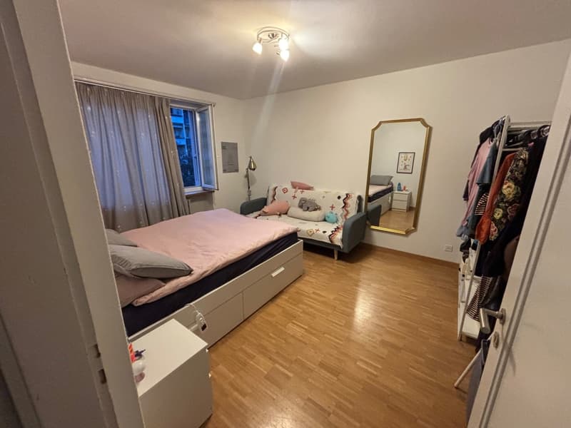Helle 2,5-Zimmer-Wohnung mit sonnigem Balkon in der Länggasse (6)