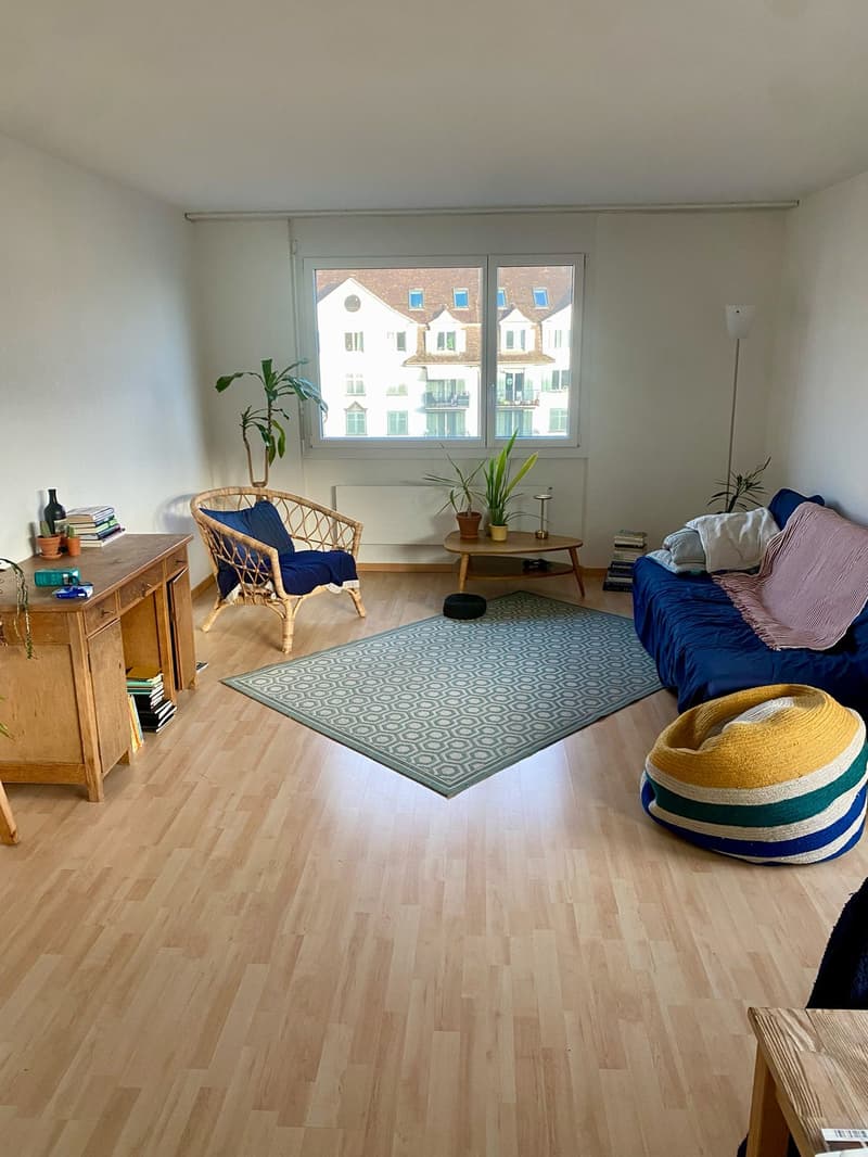 Helles Zimmer in zentraler Wohnung in der Neustadt (1)