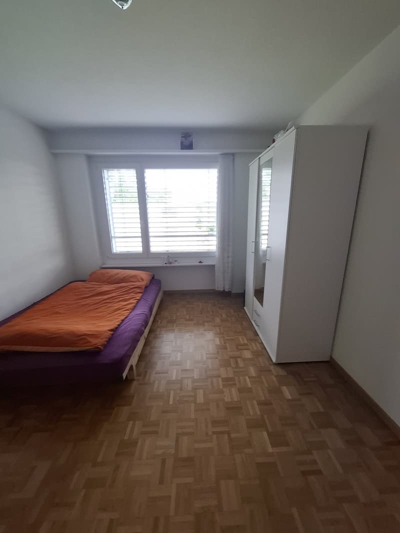 Möbiertes Zimmer zu vermieten (1)