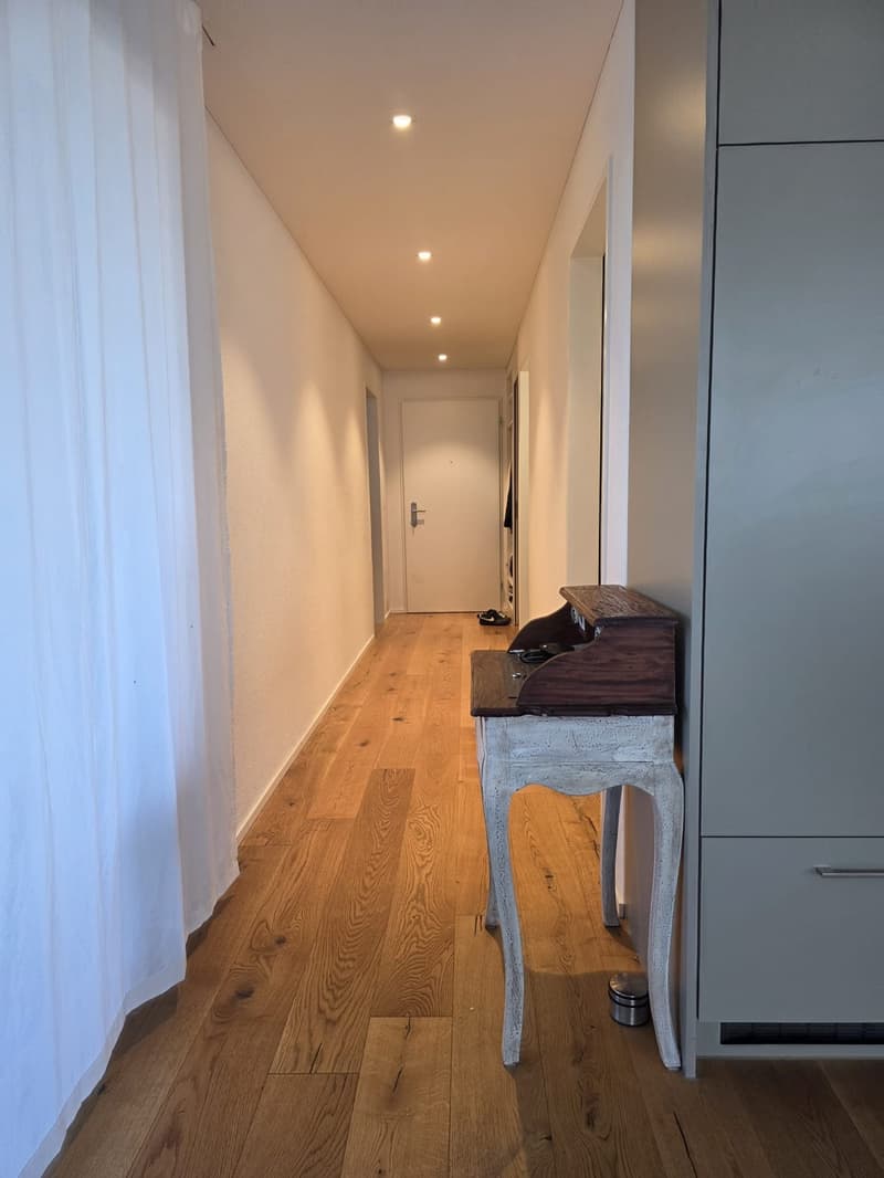 Helle 3.5 Zimmerwohnung mit Balkon (1)