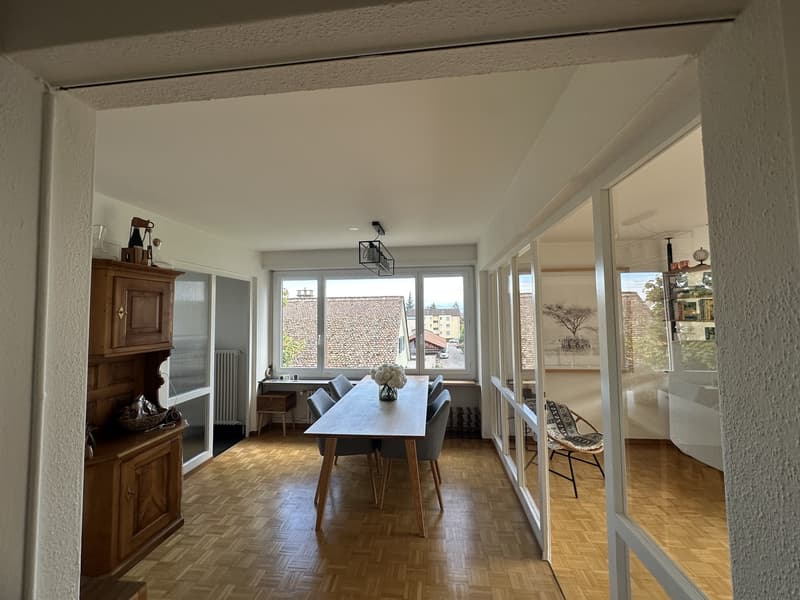 Möblierte & Befristete 4.5-Zimmer-Wohnung, 90 m2, 2. OG (4)