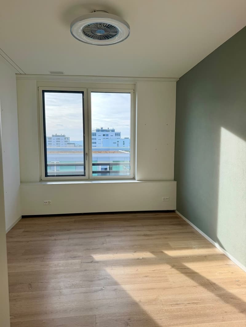 Stunning 3.5-Room Apartment in Zug Available Immediately (10)