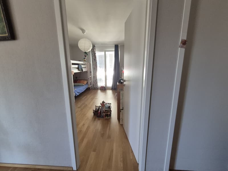 4.5 pièces 110m2 proche Gare, quartier vivant avec services (12)