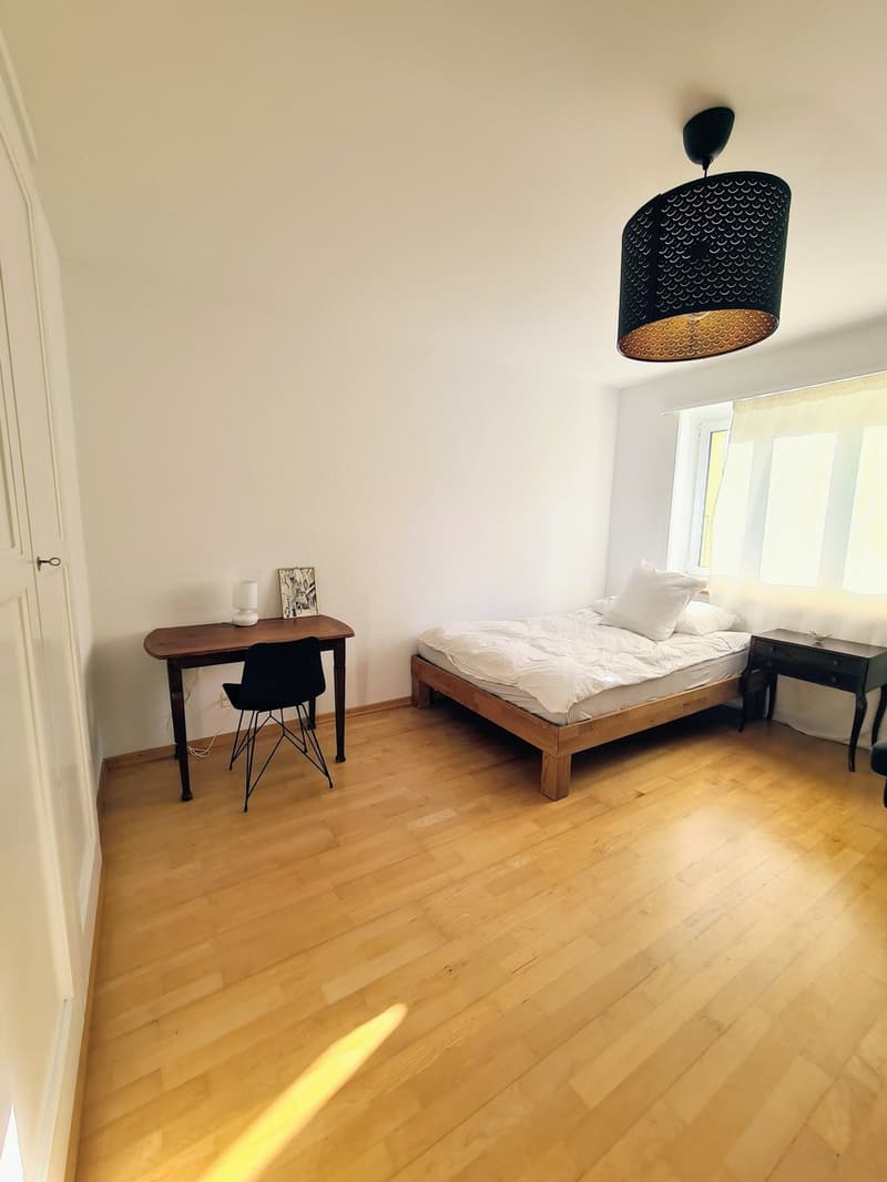 Möbliertes WG-Zimmer für offene und tierliebe Person ab sofort oder nach Absprache:) (2)