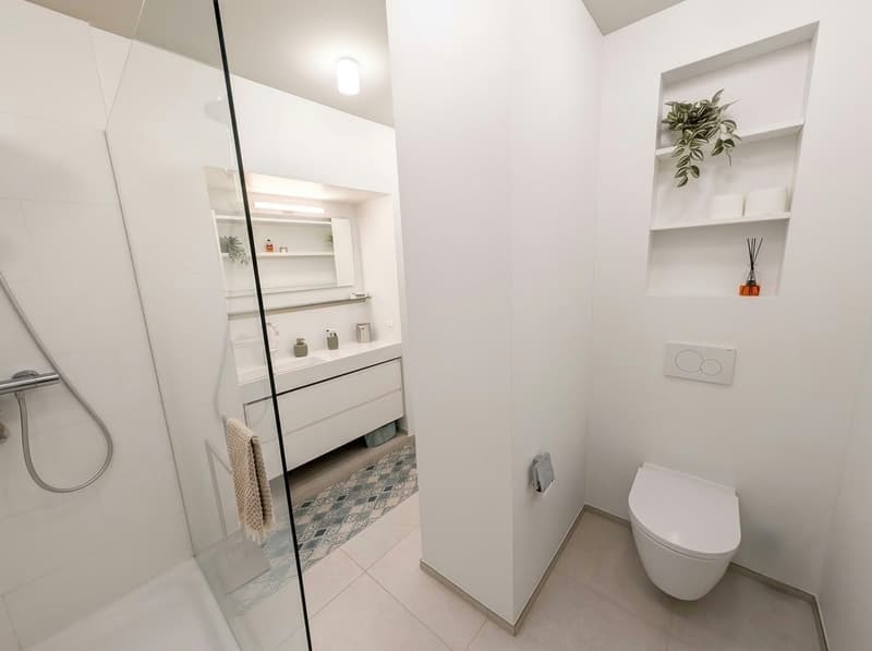 Wunderschöne und helle Wohnung im 1. (2)