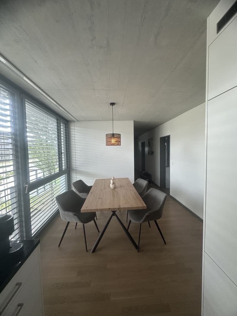 1 Zimmer in moderner WG  4 Min. von Bahnhof Stettbach (7)