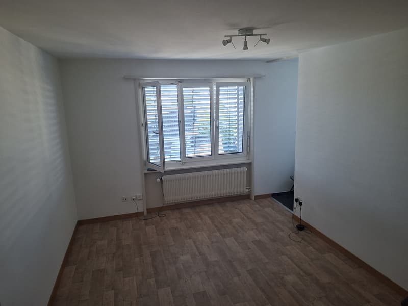 Reprise de bail Joli appartement disponible de suite à Morat (1)