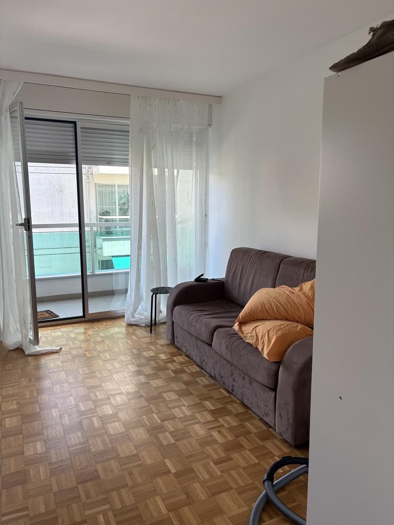 Cerco un subentrante per questo monolocale a Locarno (1)