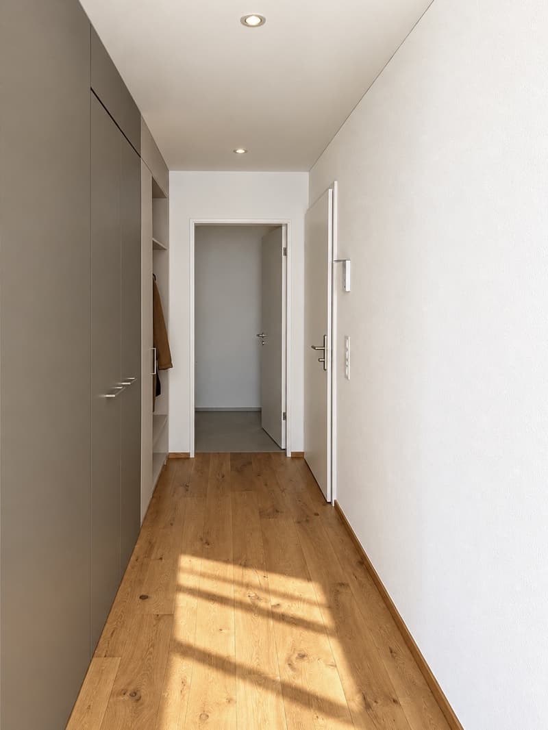 Moderne 3.5-Zimmer Maisonette-Dachwohnung in Höri (2)