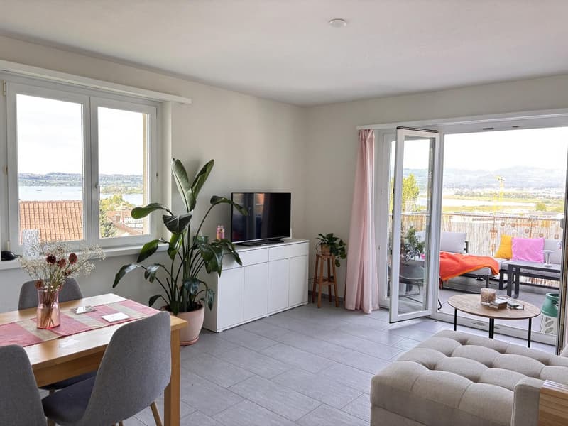 WG-Zimmer mit traumhafter Seesicht in renovierter 4.5-Zimmer-Wohnung (ab 1. Februar 2027) (1)