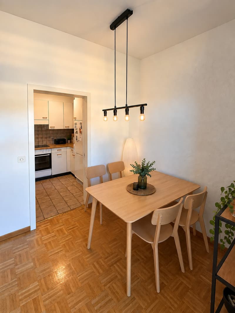 4.5-Zimmer-Altbauwohnung am Paulusplatz mit 3 Balkonen & Pilatusblick (2)