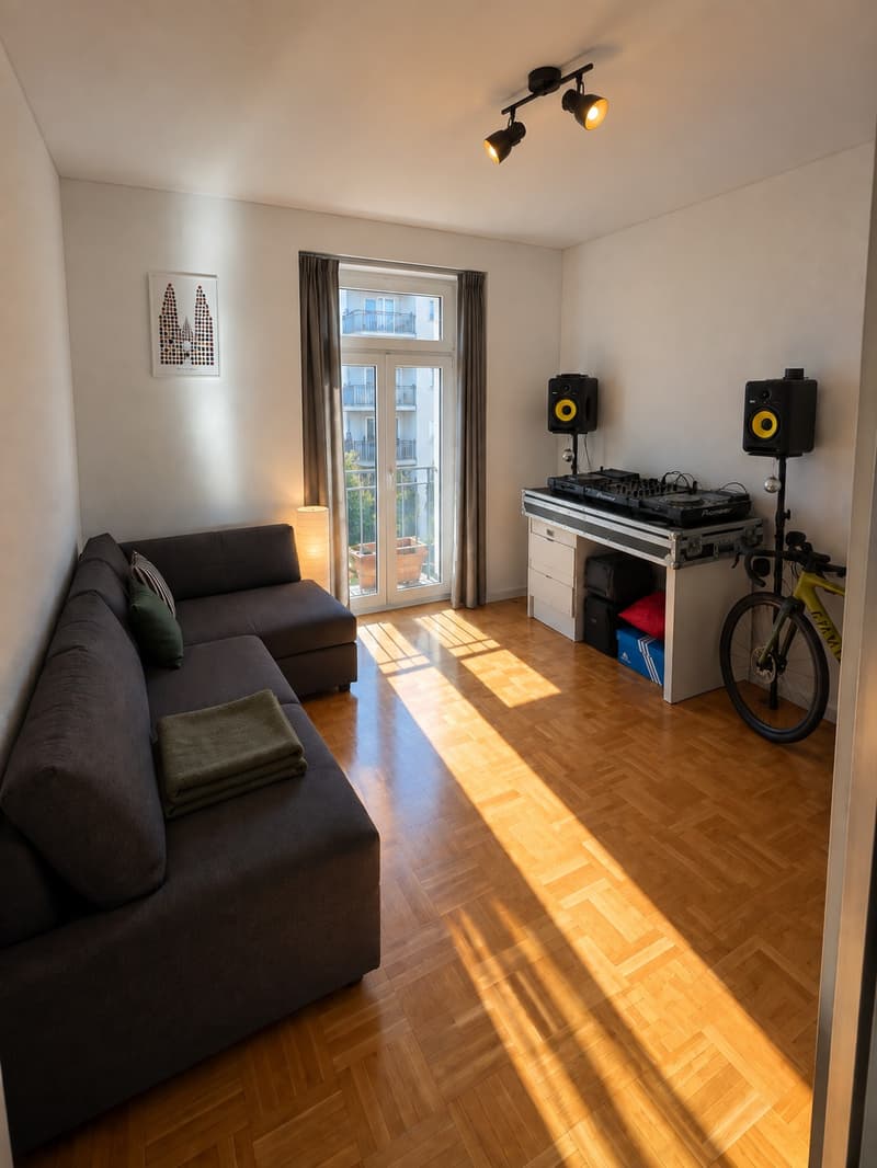 4.5-Zimmer-Altbauwohnung am Paulusplatz mit 3 Balkonen & Pilatusblick (4)