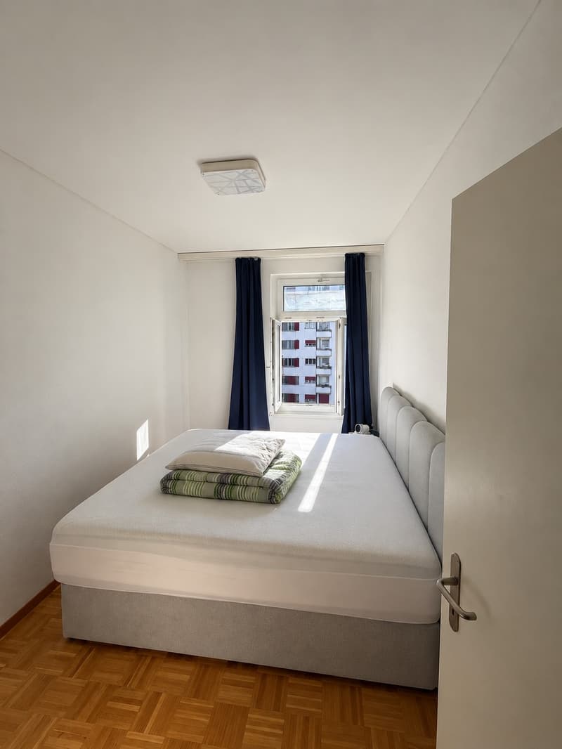 4.5-Zimmer-Altbauwohnung am Paulusplatz mit 3 Balkonen & Pilatusblick (7)