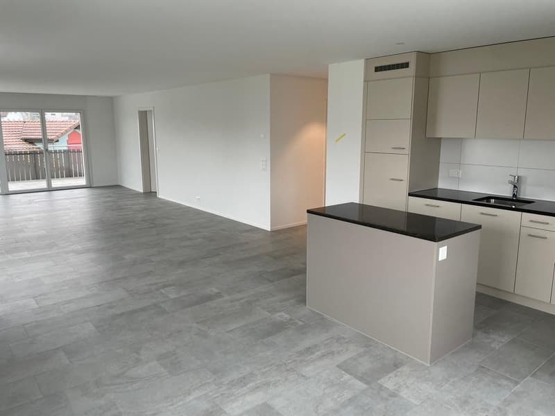 Moderne 4.5-Zimmer-Wohnung  ideal für Paare oder Familien (4)