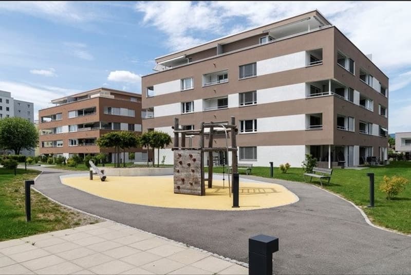 Wunderschöne 2 1/2 Zimmerwohnung im EG (6)