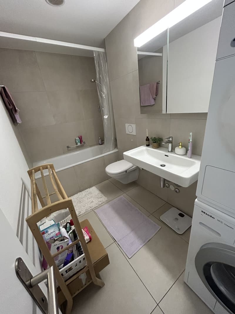 Moderne 3.5-Zimmer-Wohnung in Niederwangen b. Bern Neubau mit Balkon und schöner Aussicht (7)