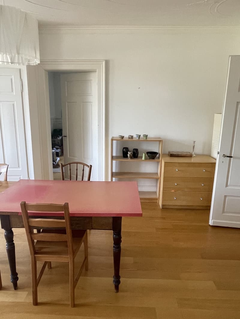 WG-Zimmer in wunderschöner Altbauwohnung mit Garten (2)