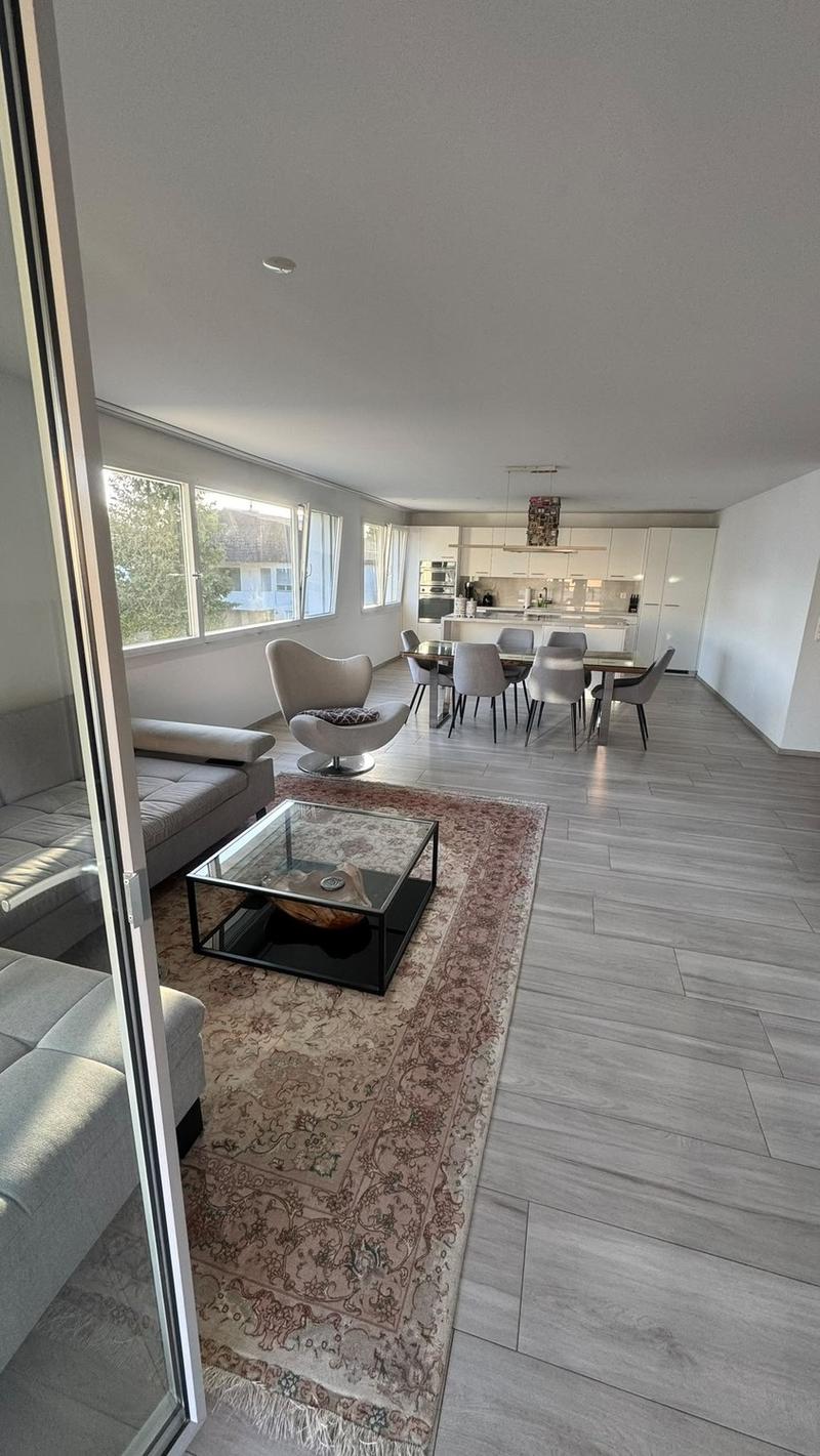 Spacious 24 m² Room in a Shared Premium 137 m² Apartment Dagmersellen (1)