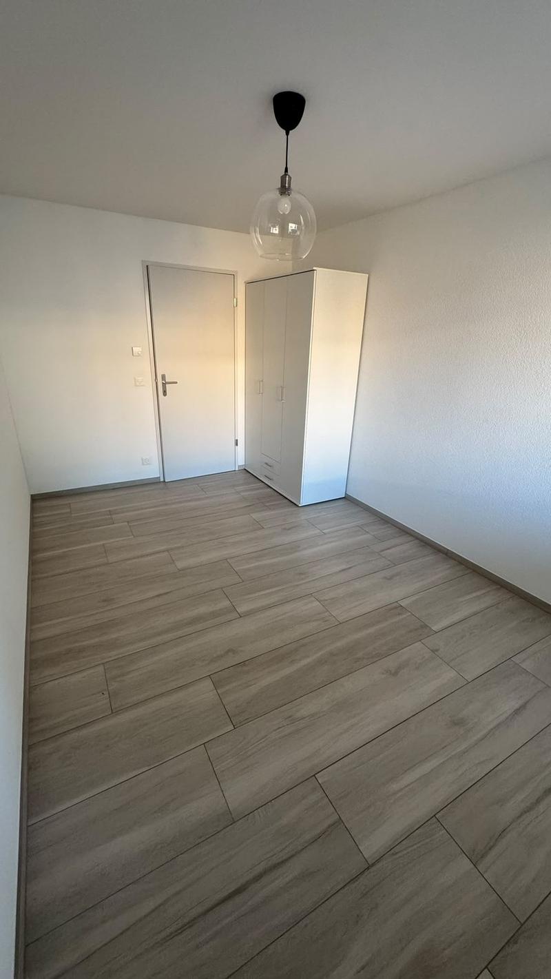 Spacious 24 m² Room in a Shared Premium 137 m² Apartment Dagmersellen (3)