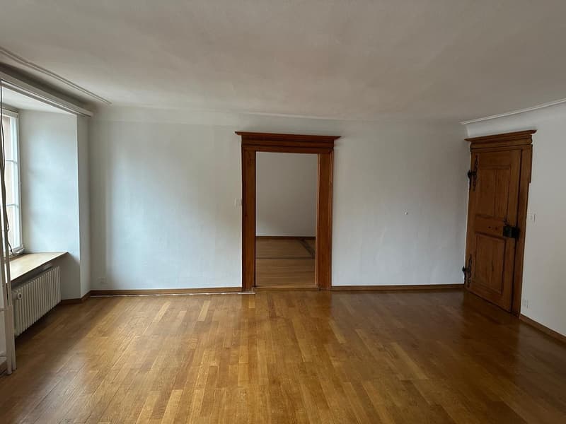 Gemütliche 3-Zimmer-Altbauwohnung mit Kamin mitten im Städtli Rheinfelden (7)