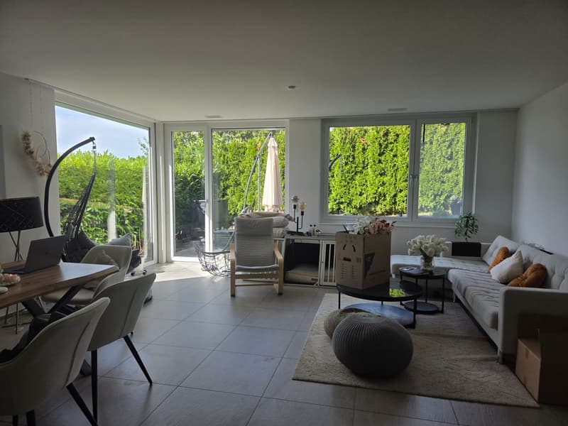 Helle & ruhige Terrassen- wohnung mit Gartensitzplatz (1)