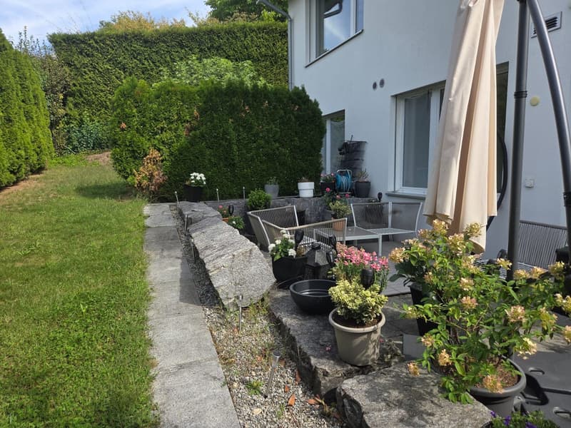 Helle & ruhige Terrassen- wohnung mit Gartensitzplatz (6)