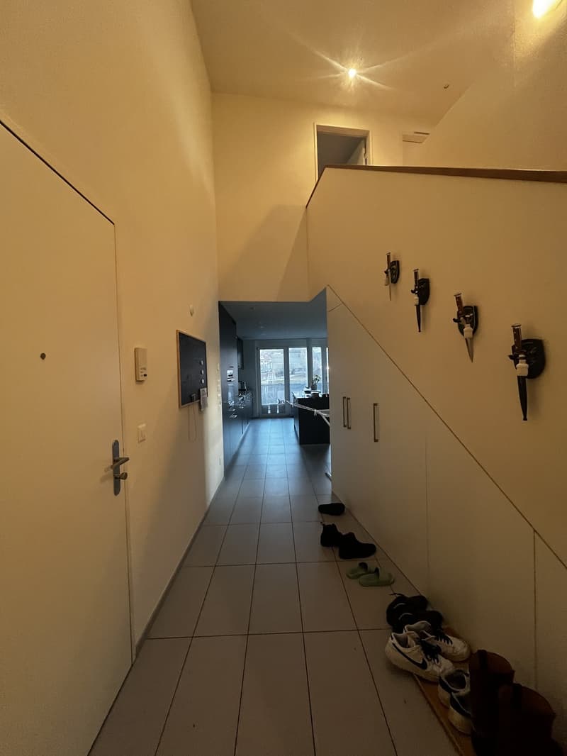 Ruhiges WG-Zimmer in 4er-Studenten-WG ab Dezember 2026 (2)