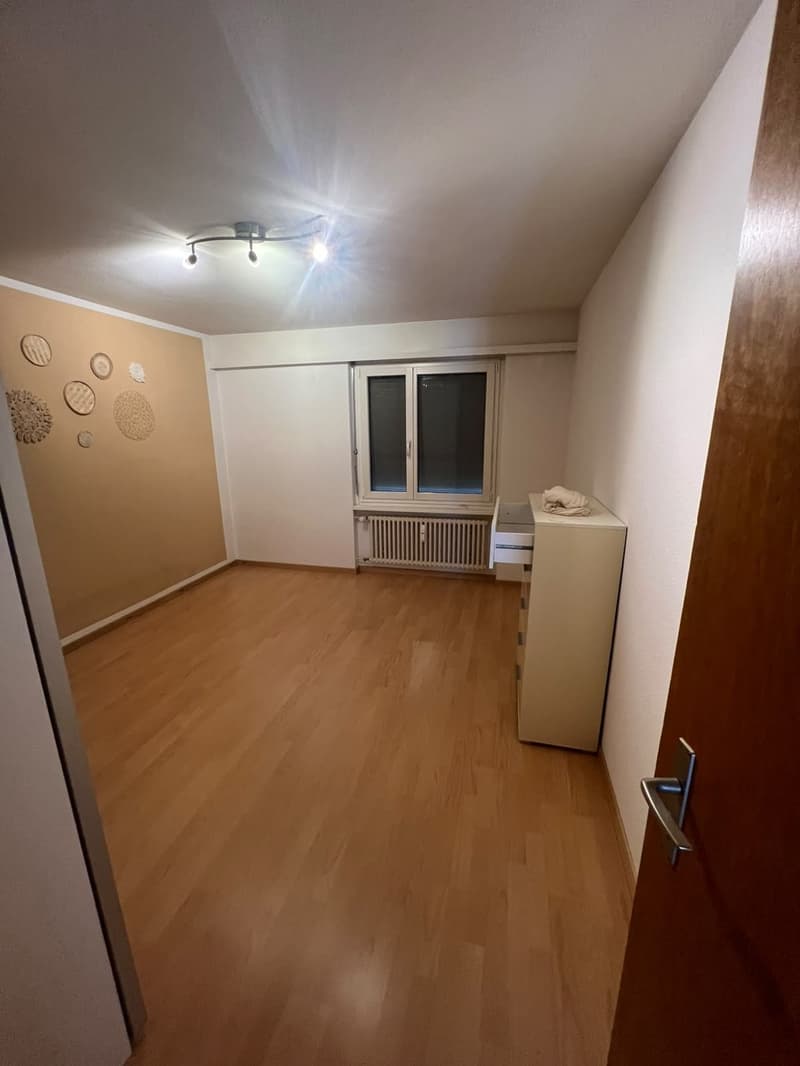 3.5-Zi-Wohnung mit Seesicht befristet bis 28.02.2027 (8)